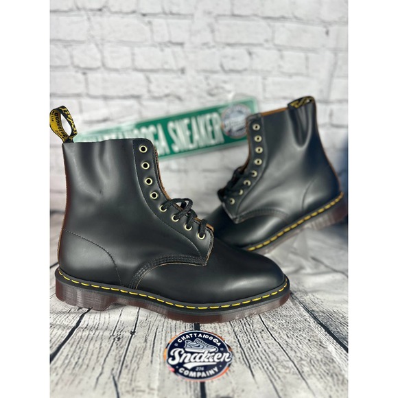 Dr. Martens Boots Mens US 13 Black Smooth Leather Burgundy Oiled Sole EU 47 NEW